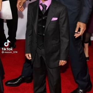 Meet your Posher, Malcolm